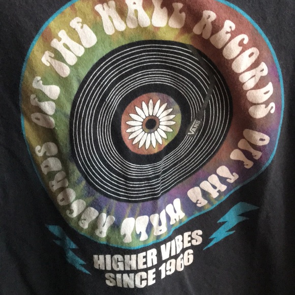 Vans T shirt- Record player design - Picture 3 of 3